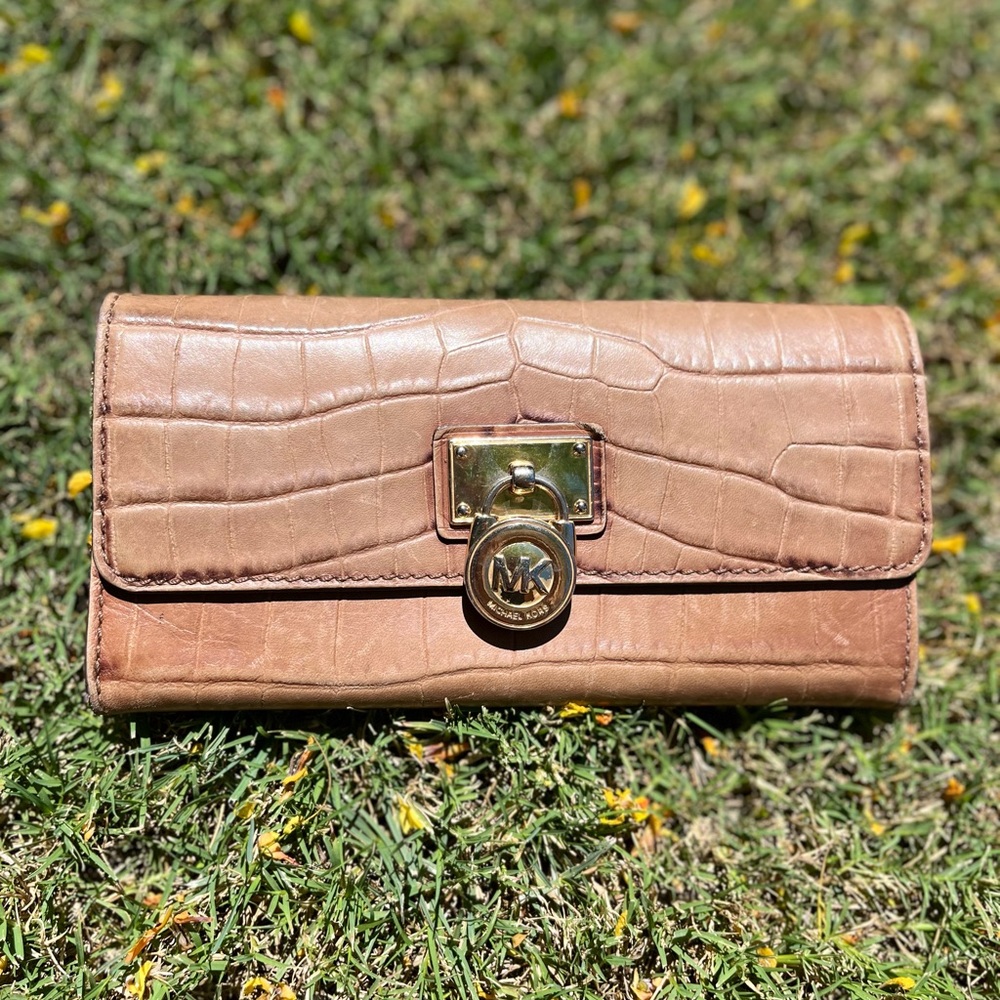 Michael Kors croc embossed leather 🐊